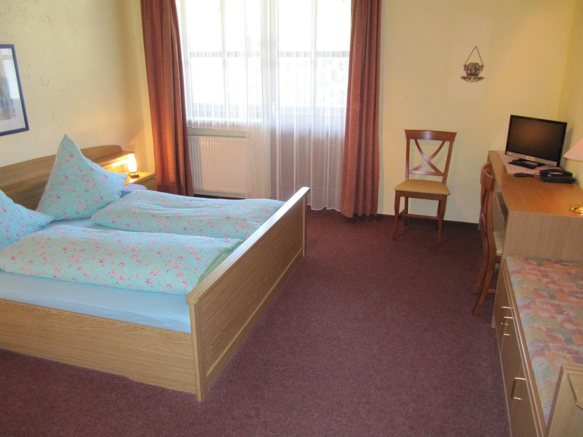 Landgasthof-Hotel Zum Anleitner Rattenberg エクステリア 写真